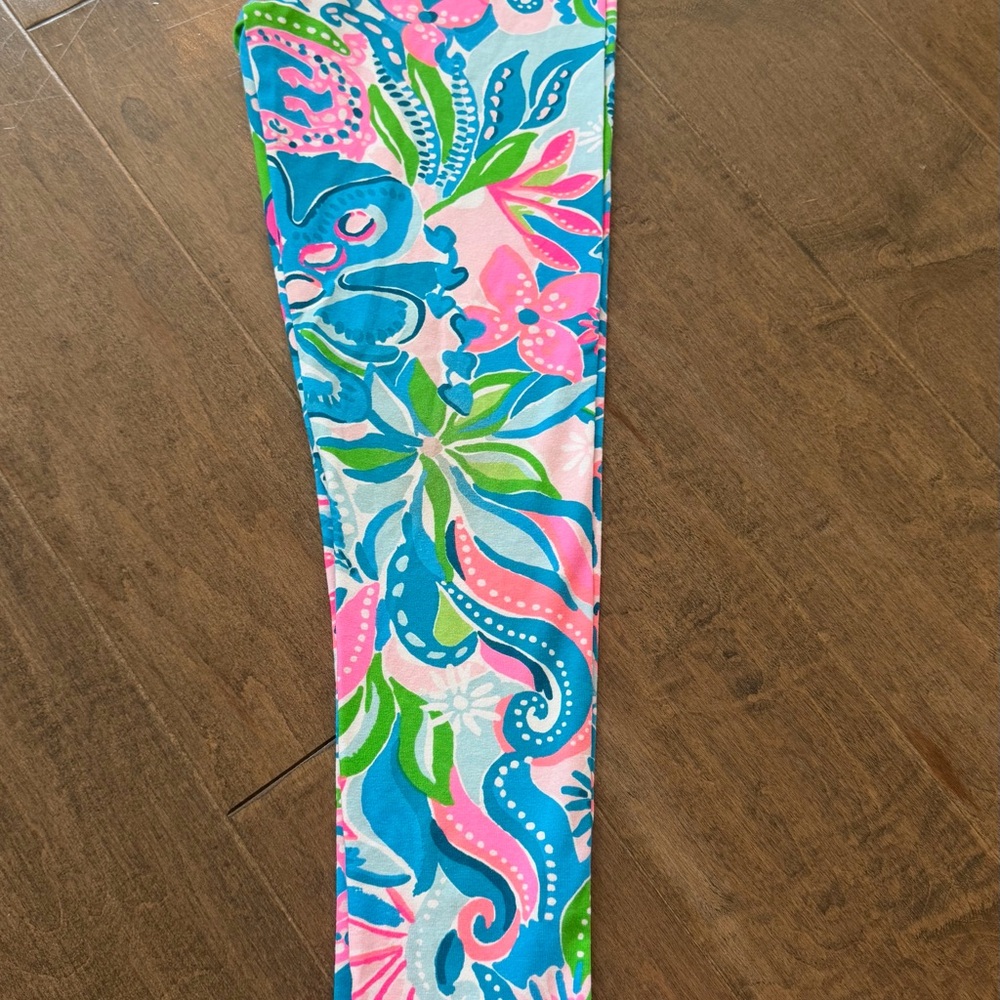 Girls Lilly Pulitzer Leggings - Picture 2 of 4